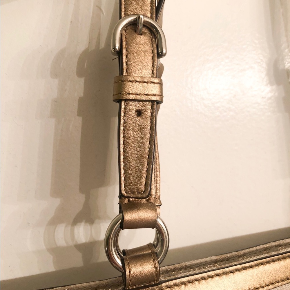 Coach Purse - Picture 4 of 4